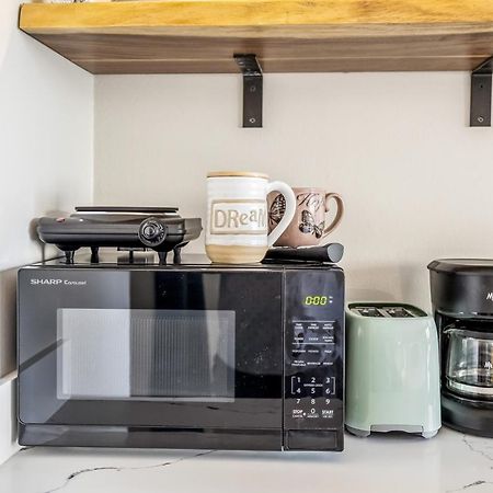 Bright & Cozy Condo Unit With Balcony! Honolulu Eksteriør bilde