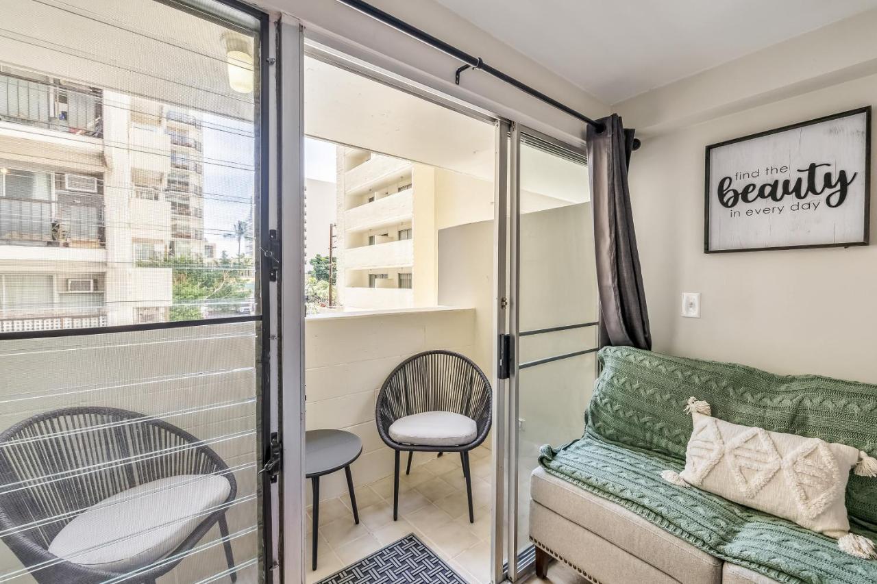 Bright & Cozy Condo Unit With Balcony! Honolulu Eksteriør bilde