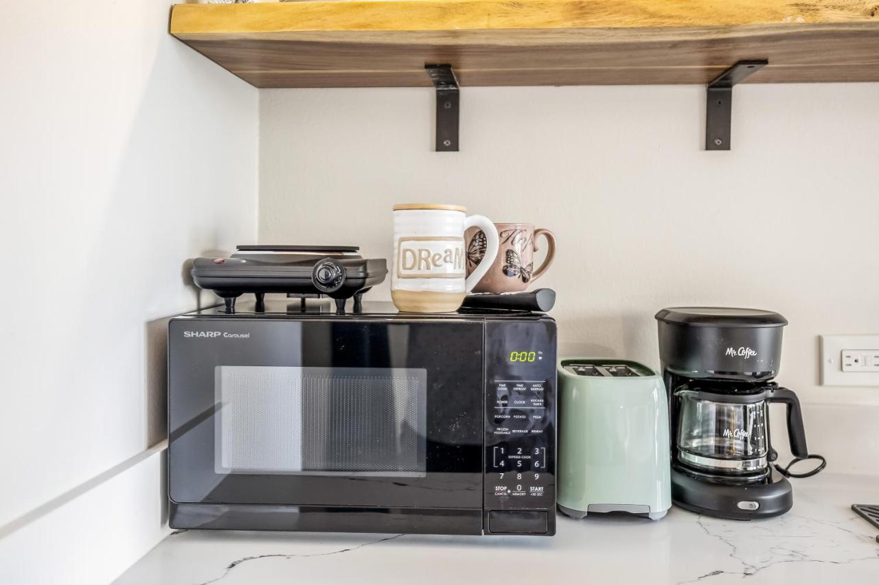 Bright & Cozy Condo Unit With Balcony! Honolulu Eksteriør bilde